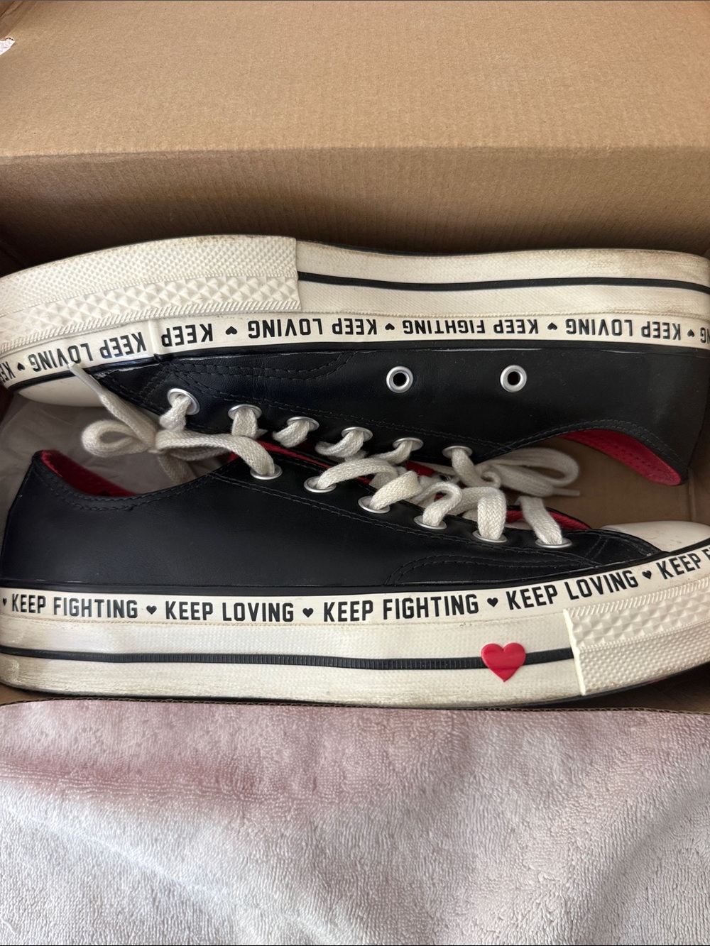 Converse Chuck 70 Love Graphic Valentine Black Leather 563473C Women’s 8 w/ Box